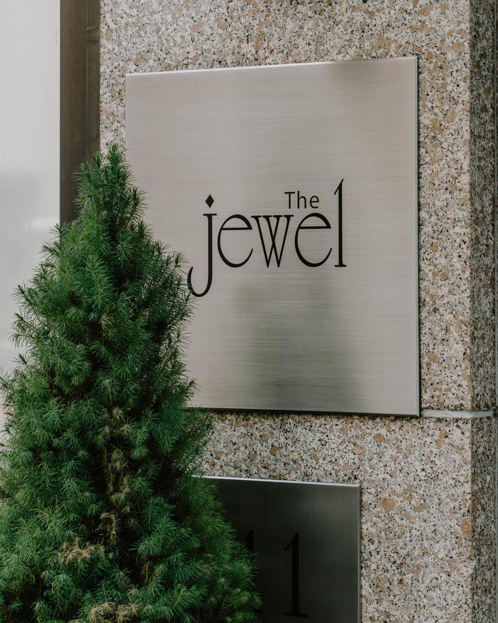 The Jewel Hotel, Hotel 4*