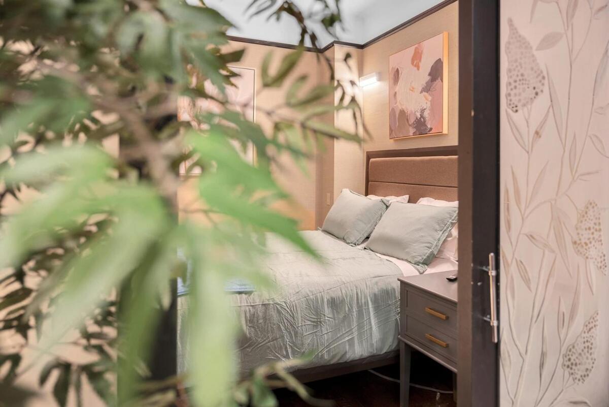 Inn Beautiful Near Times Square With Gym & Patio New York