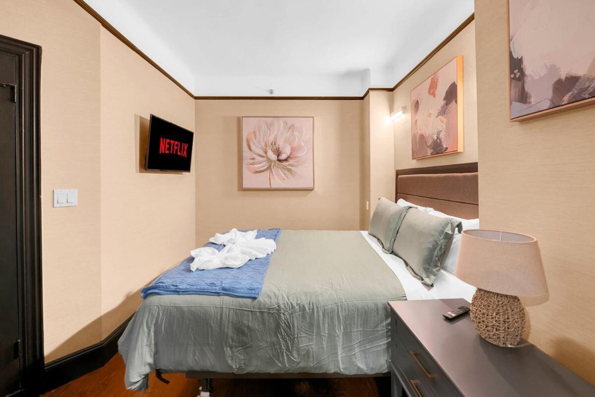 Inn Beautiful Near Times Square With Gym & Patio New York