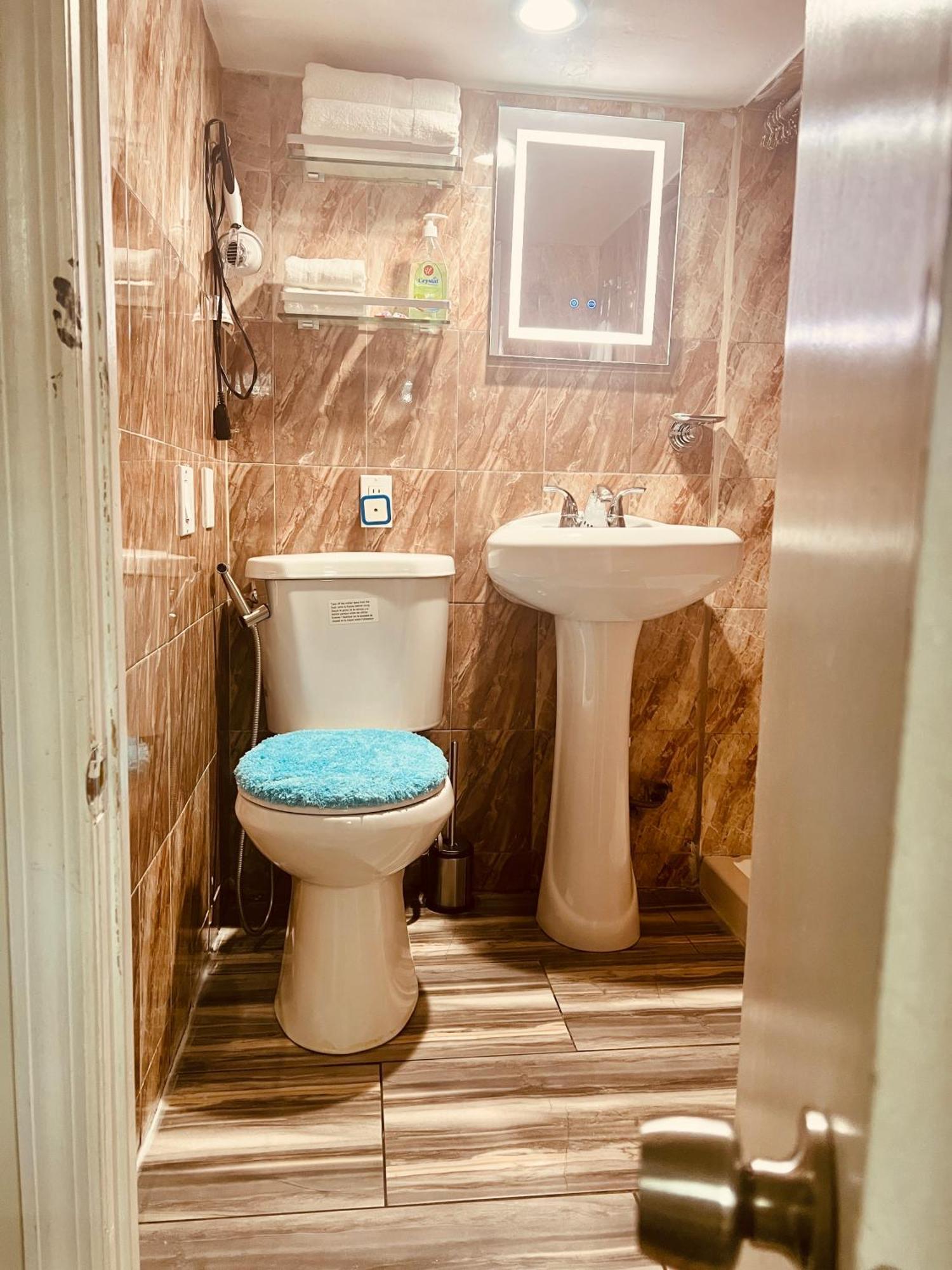 Apartment Intercon Ground New York