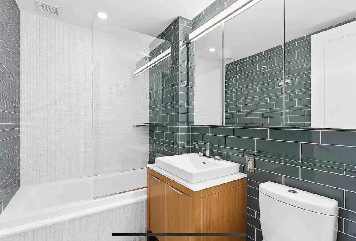 Modern One Bedroom - Large Private Terrace - Luxury Building - Williamsburg Appartement New York