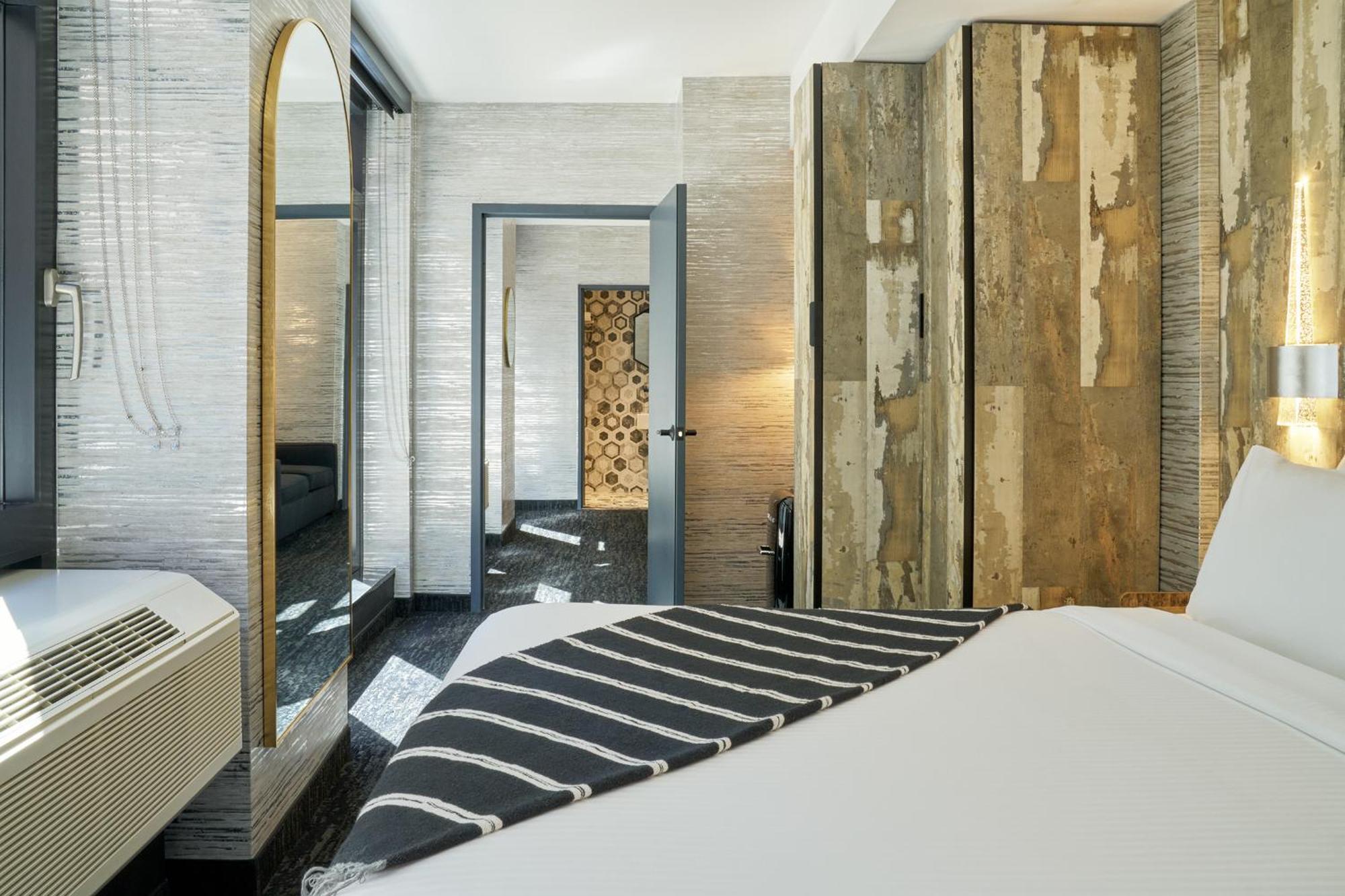 Hotel The Fidi 4*