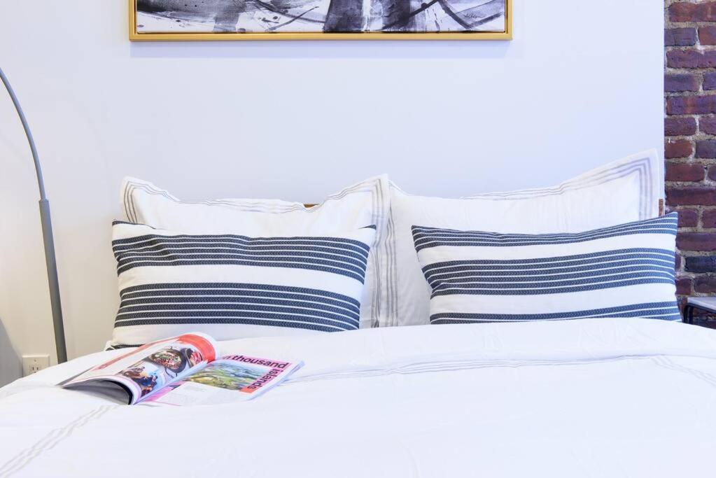 Apartment 83-3w Ues Park Newly Furnished Xl New York