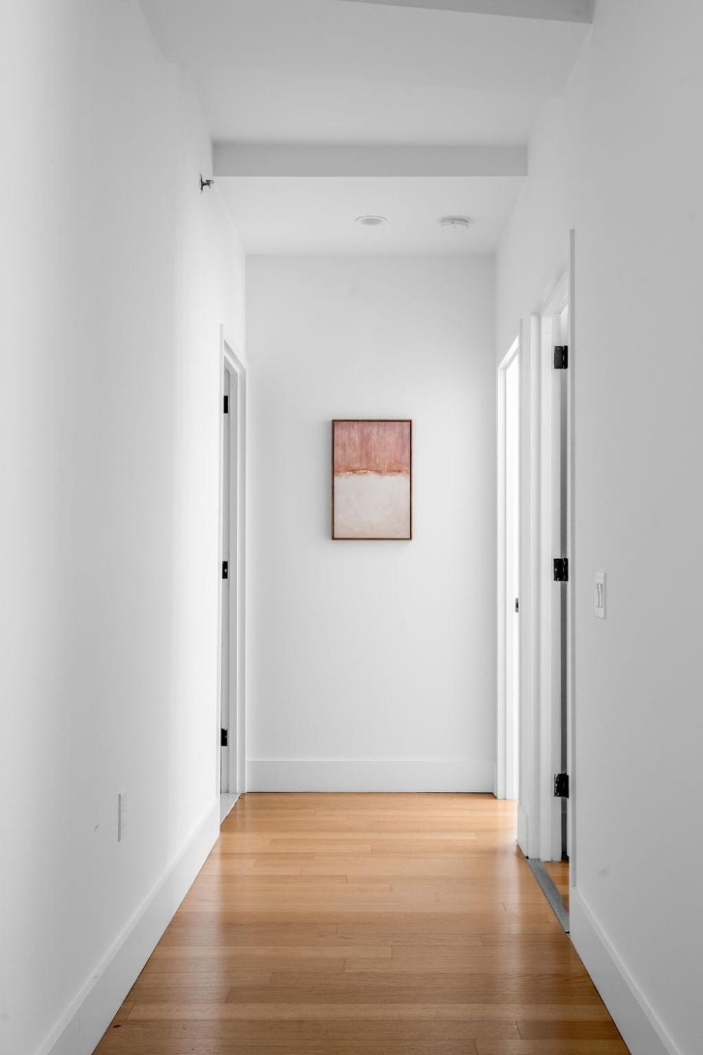 Apartment 2 Bed 1 Bath Magnificent *