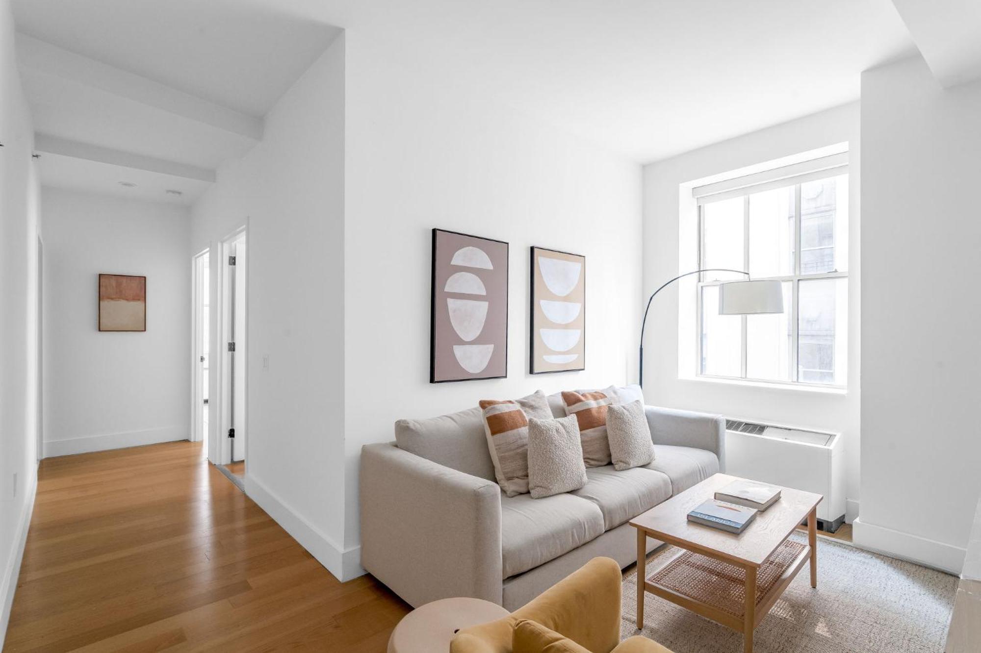 2 Bed 1 Bath Magnificent Apartment New York