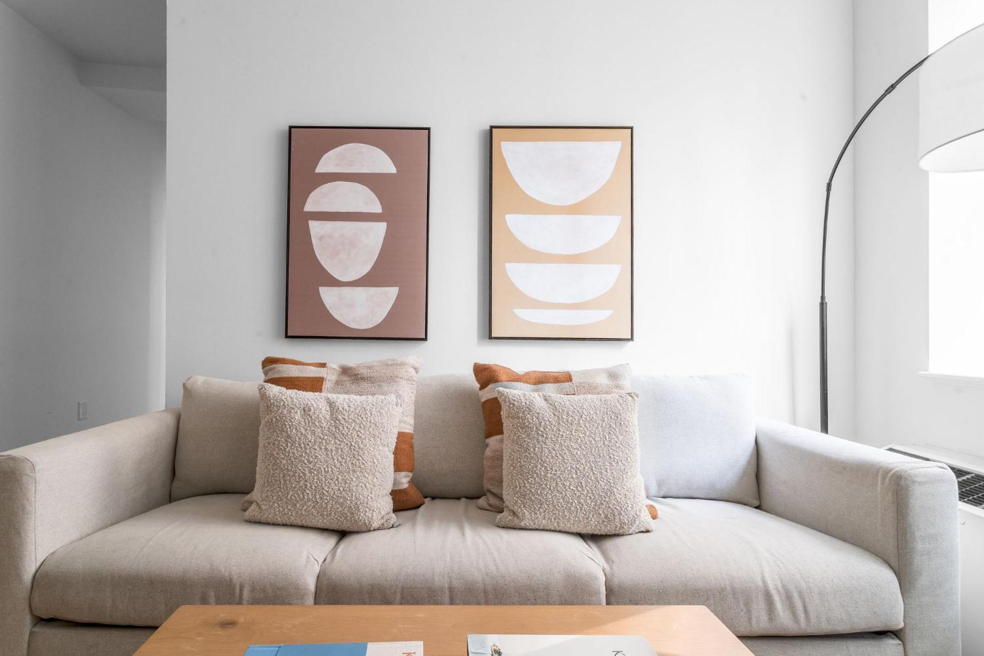 2 Bed 1 Bath Magnificent * New York