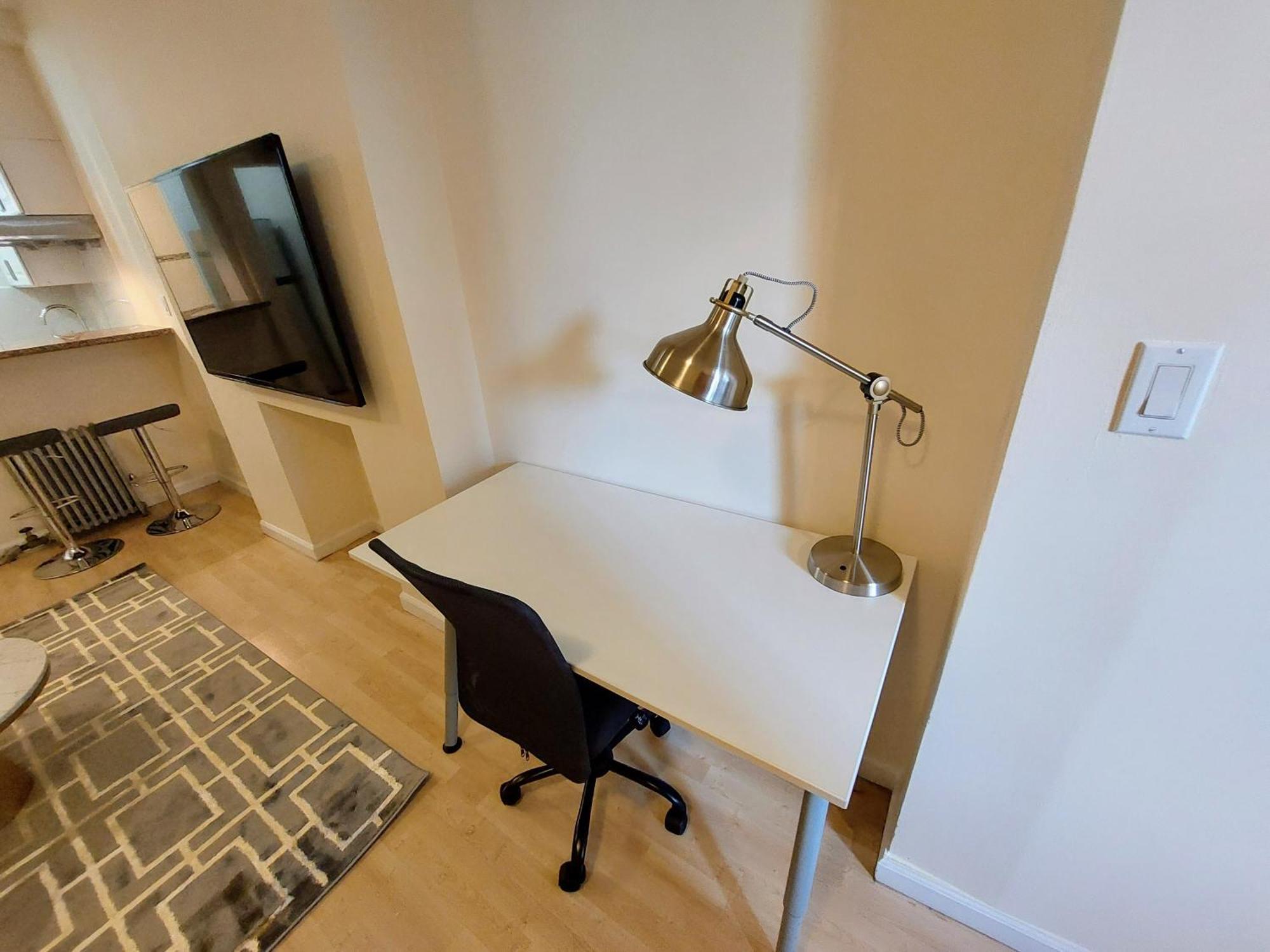 Comfortable With Workstation New York