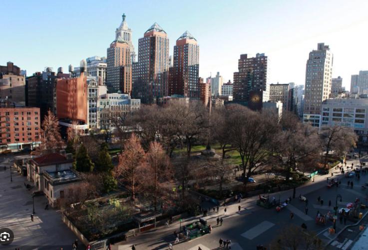 Oasis In The Heart Of Union Square Downtown Manhattan *