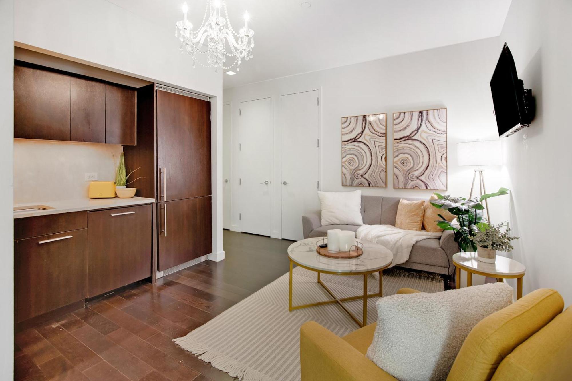 Apartment Gorgeous & Stylish 4bdr & 2bth In Downtown Manhattan New York