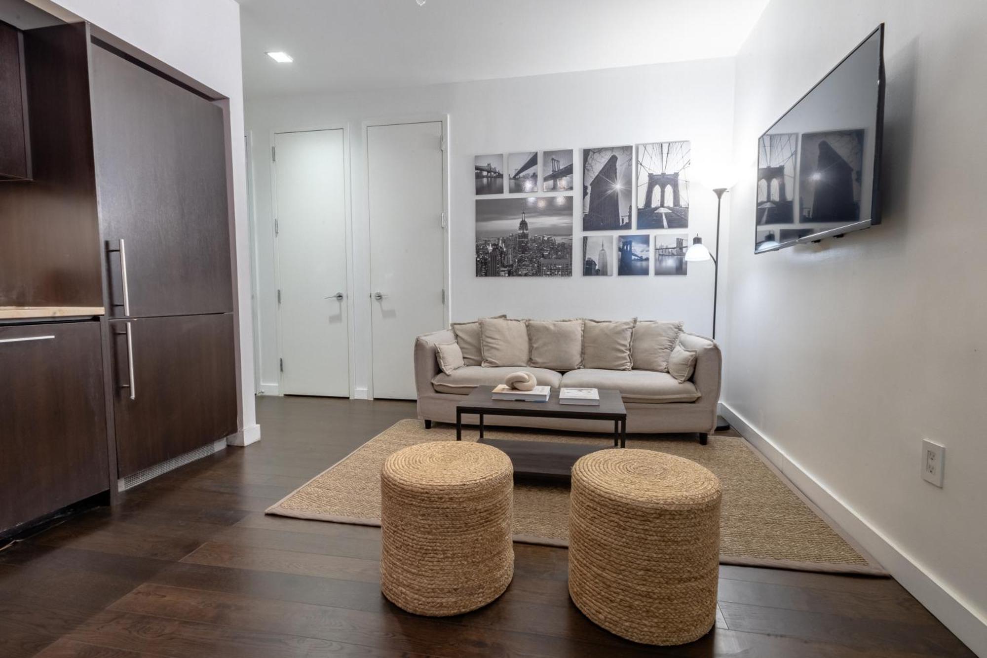 Outstanding & Cozy 4bdr & 2bth In Downtown Manhattan Apartment *