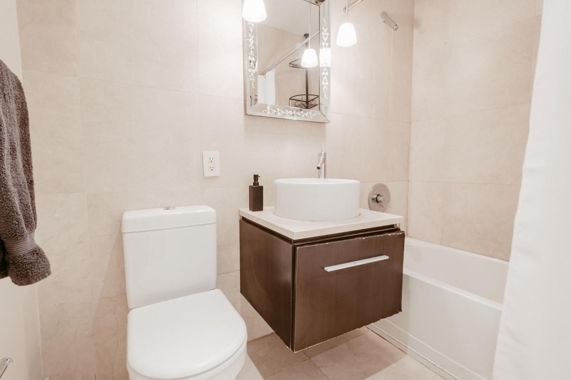 Apartment Outstanding & Cozy 4bdr & 2bth In Downtown Manhattan New York