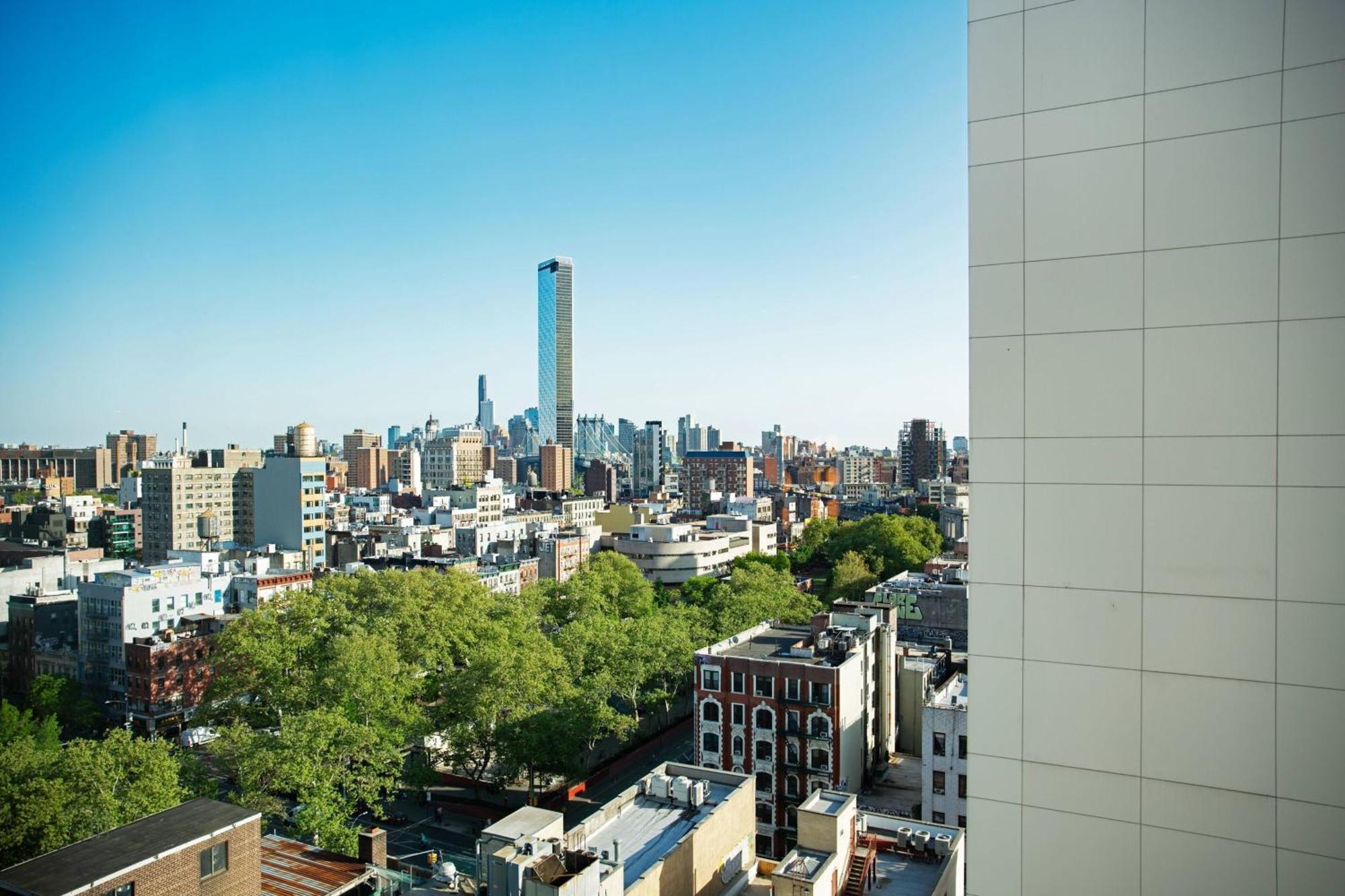 Moxy Nyc Lower East Side Hotel New York