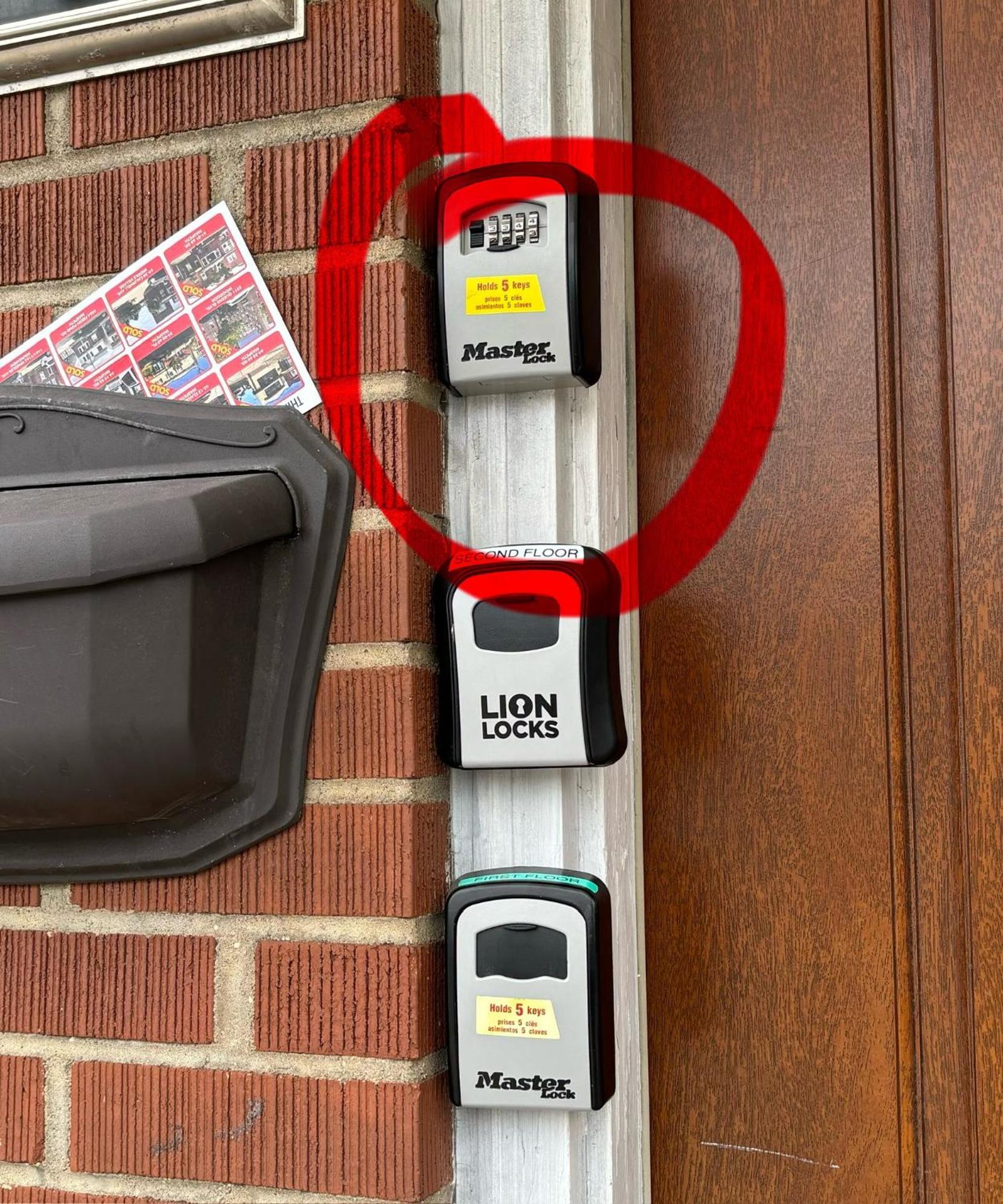 Cozy Woodside Near Manhattan Apartment *