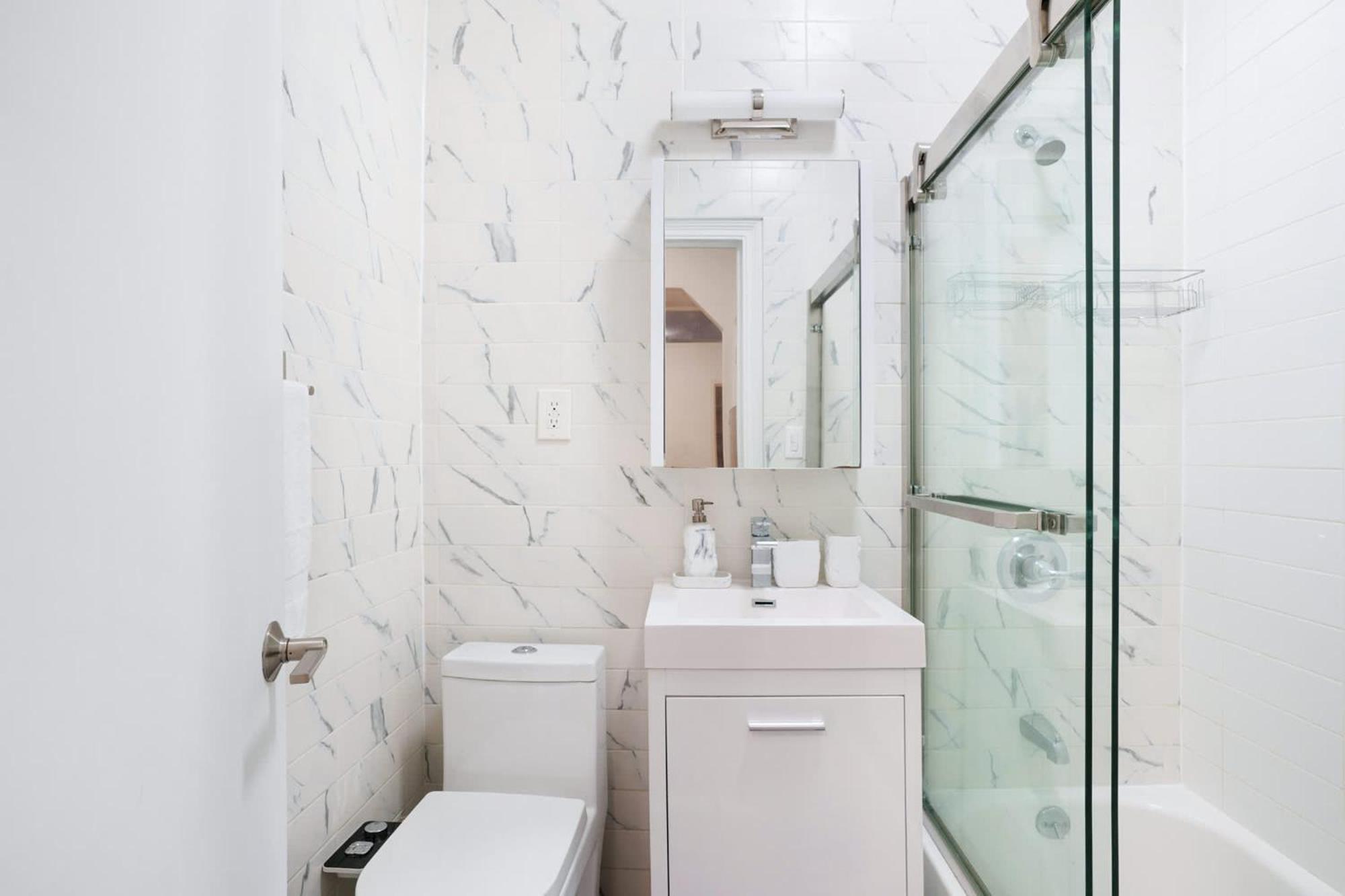 444-1a Beautiful 1br Midtown West Apartment *