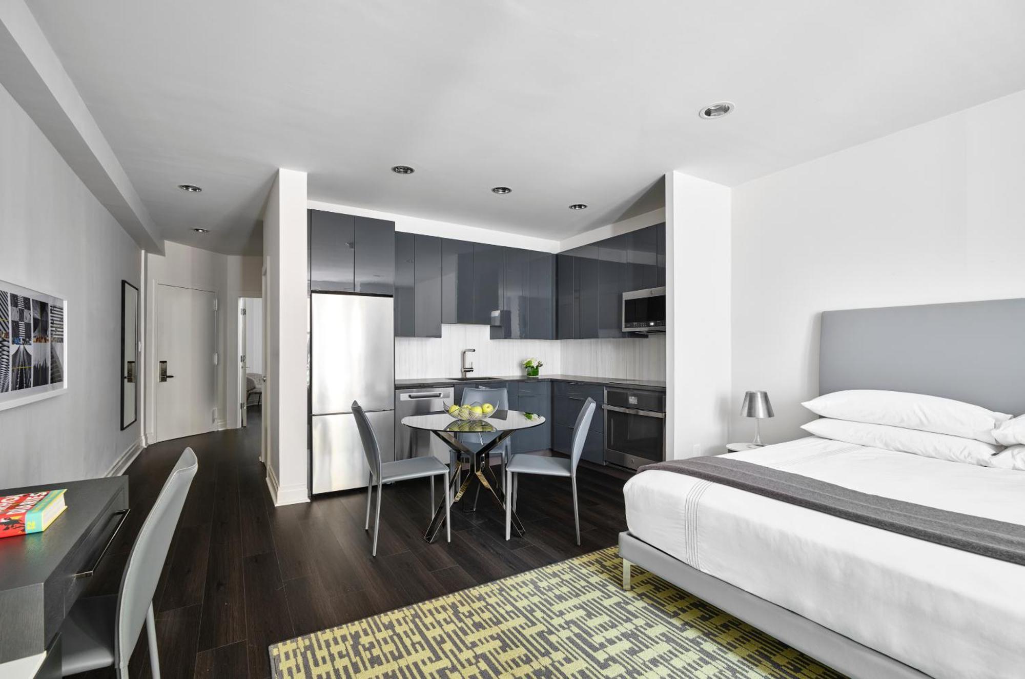 Aka Times Square Aparthotel 4*