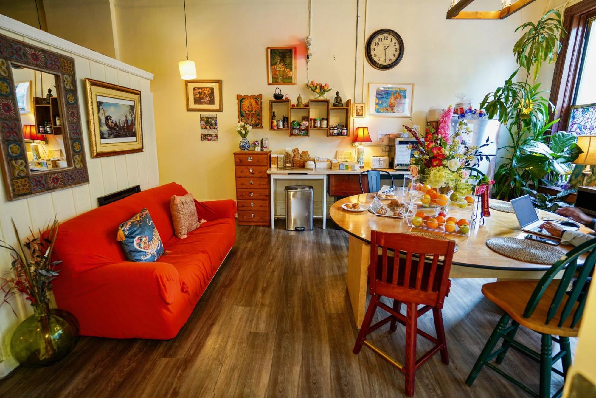 Interfaith Retreats Hostel *