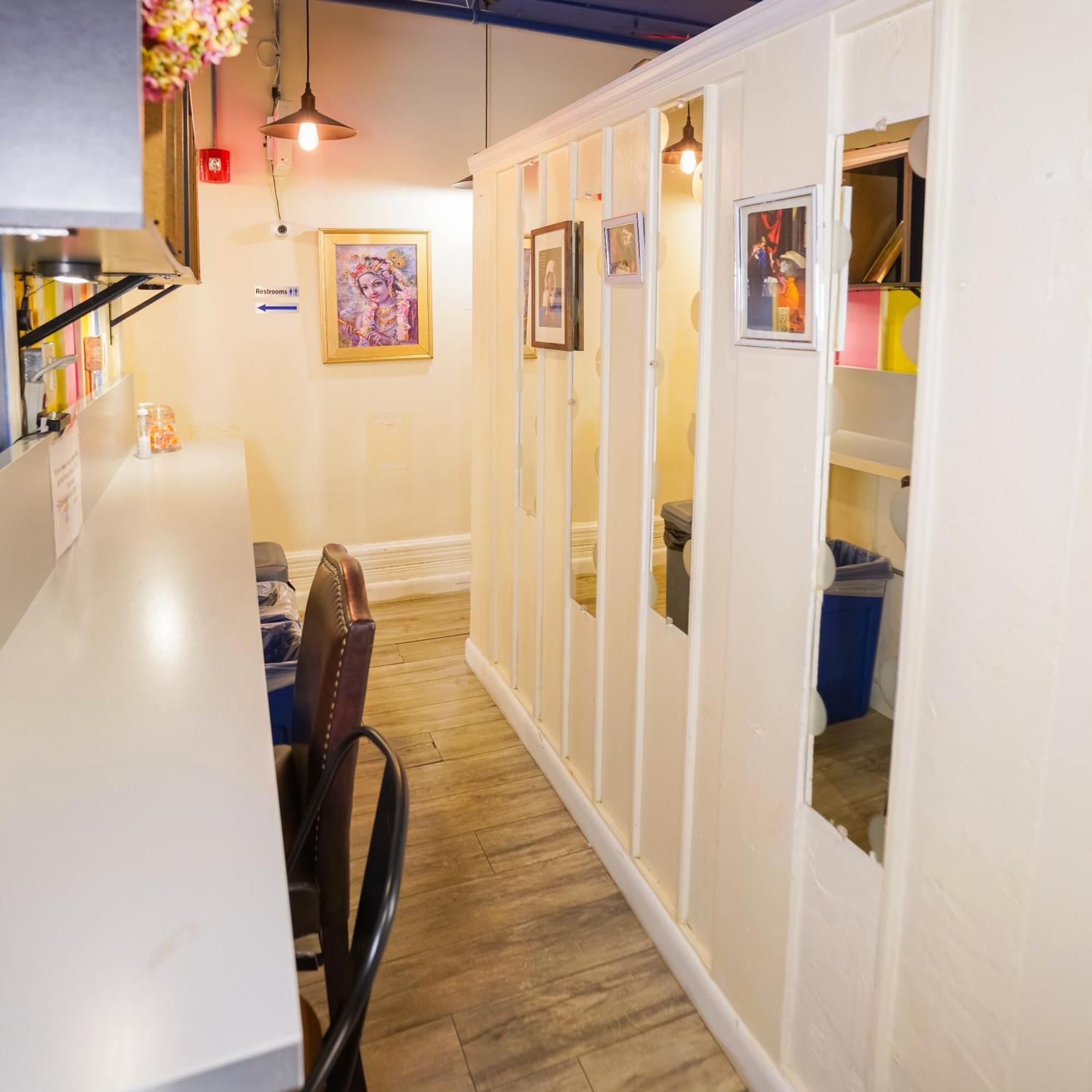 Hostel Interfaith Retreats *