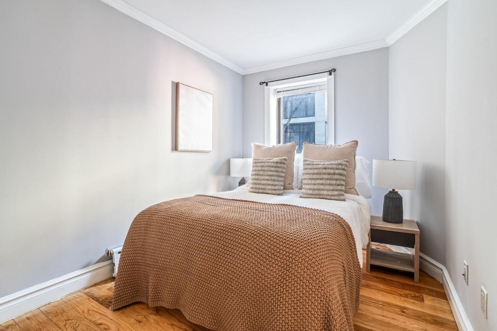 Charming 2-bed 1-bath In Turtle Bay Apartment New York