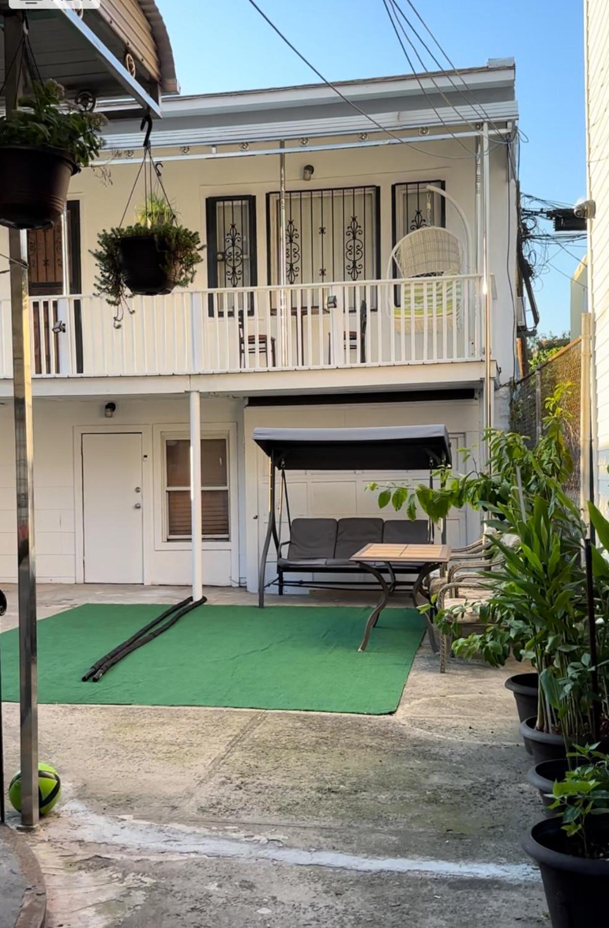 2265 Bruckner Blvd *