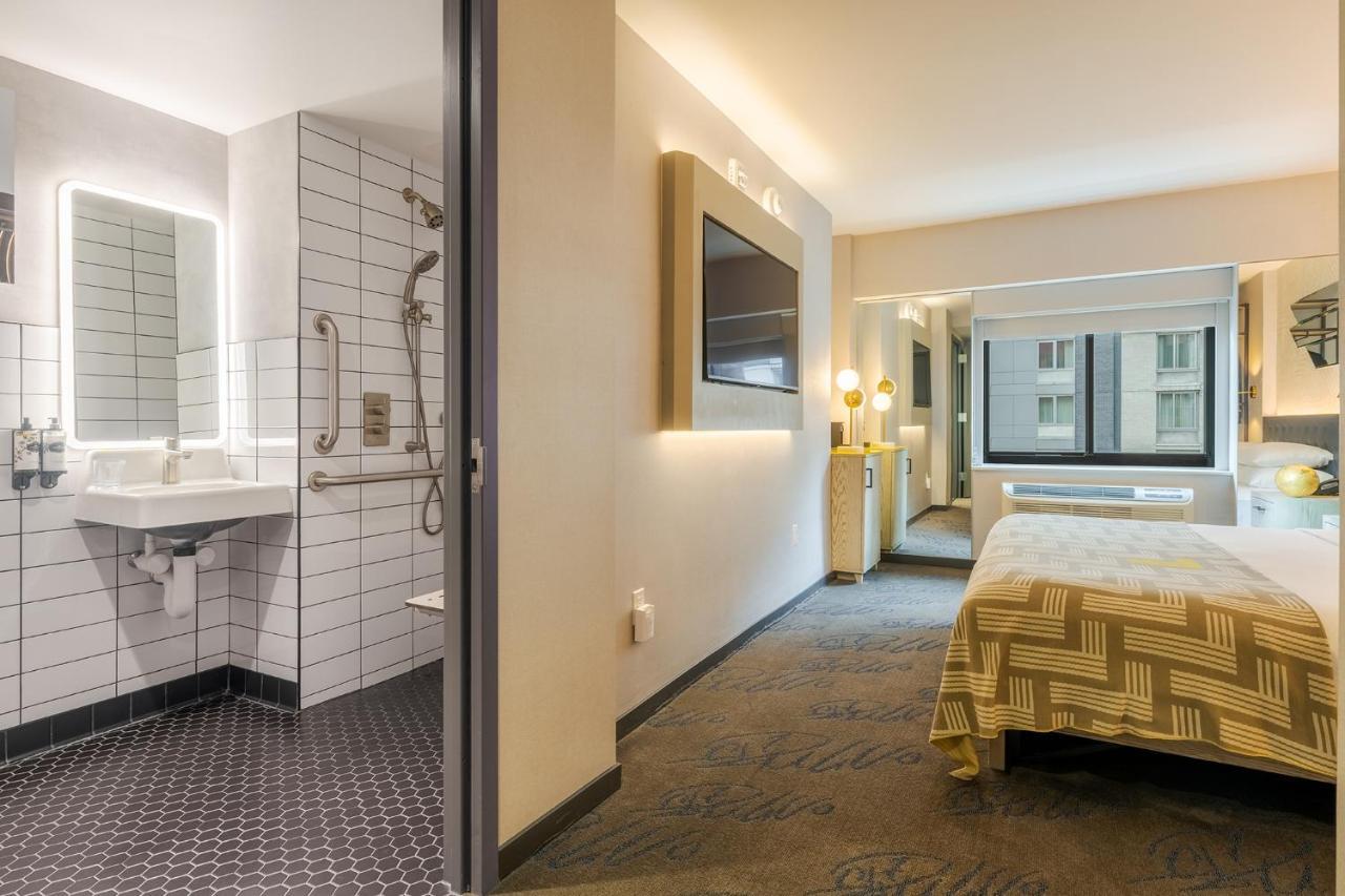 Hotel Pestana Cr7 Times Square 4*