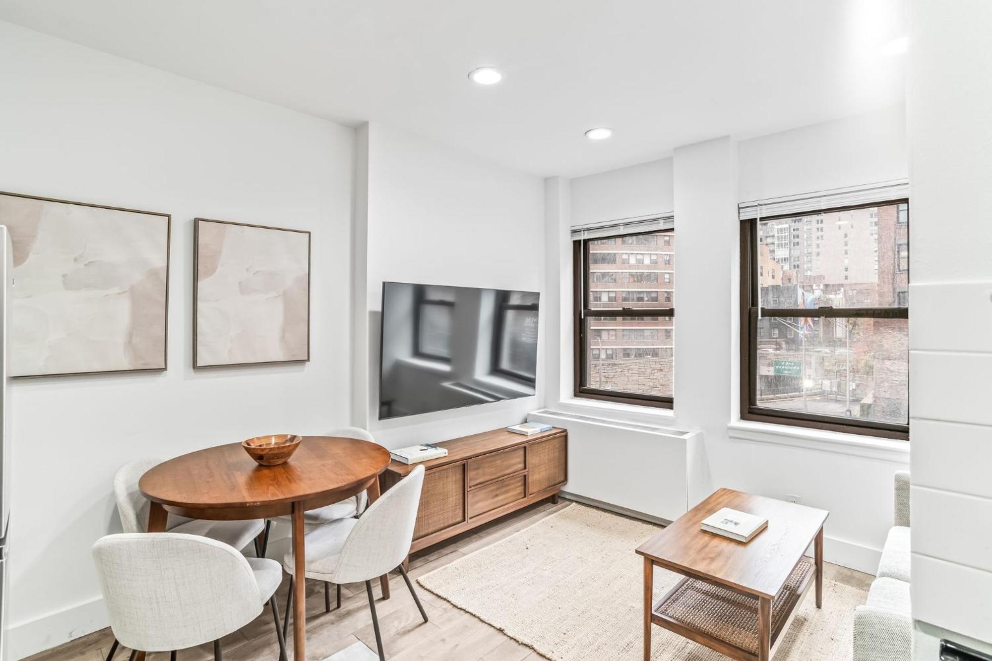 Stylish 2 Bed 1 Bath By The Chrysler Building & Vibrant Murray Hill Appartement New York