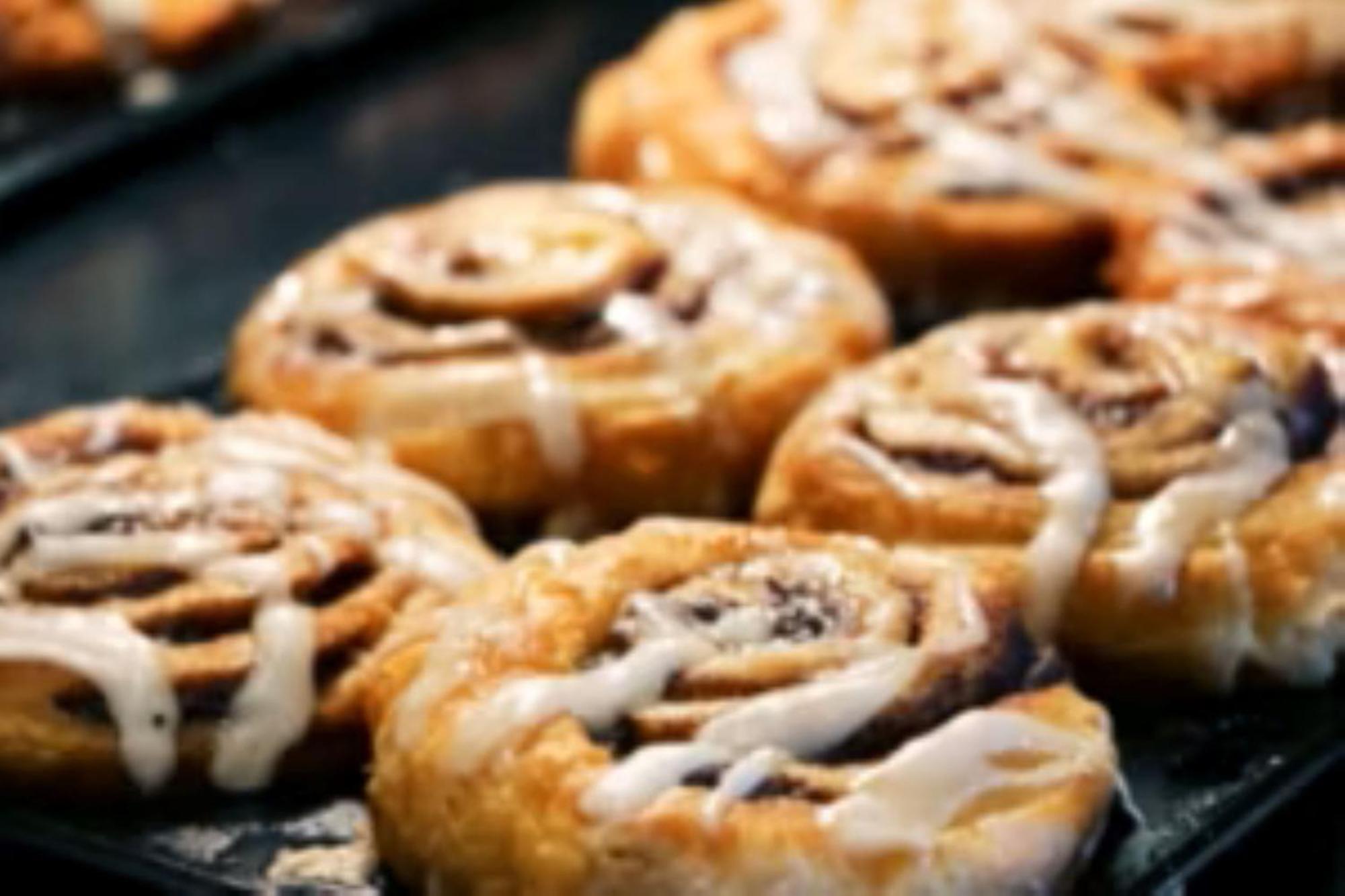 Express Long Island E - By Ihg