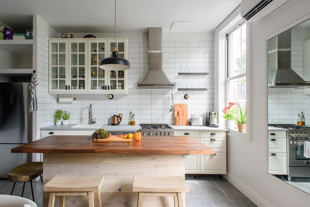 The Dutch House New York