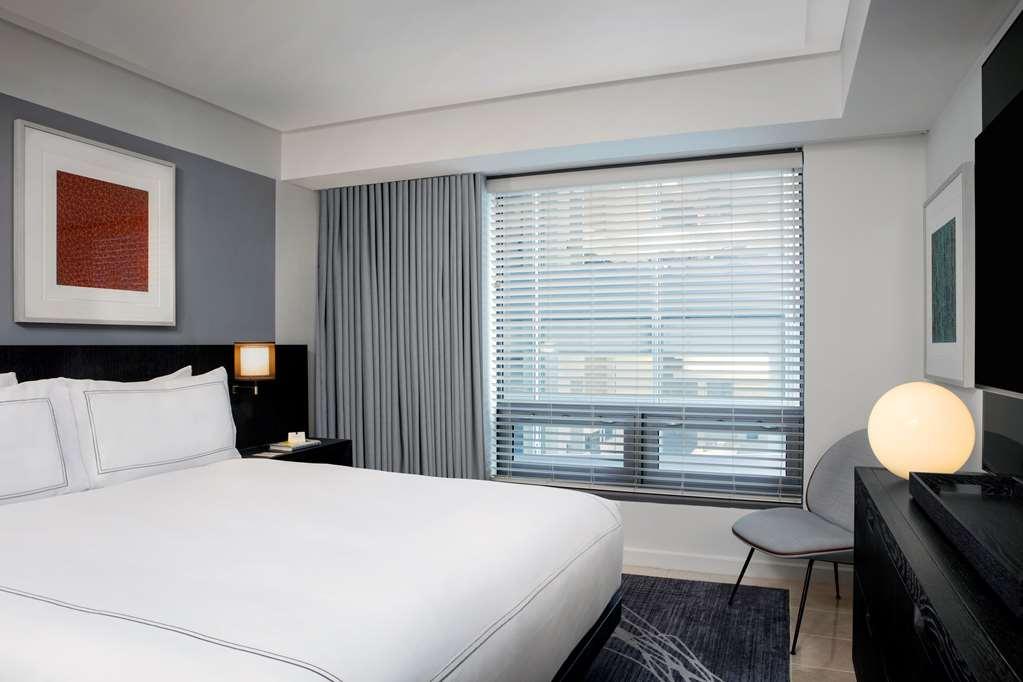 Conrad Downtown 5*