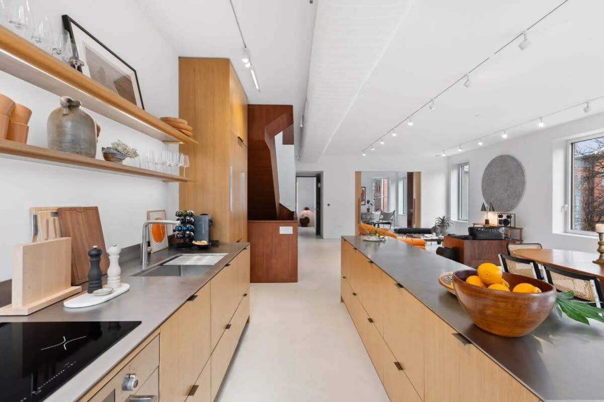 Apartment 4br Greenpoint Duplex Noorman By Rovetravel New York