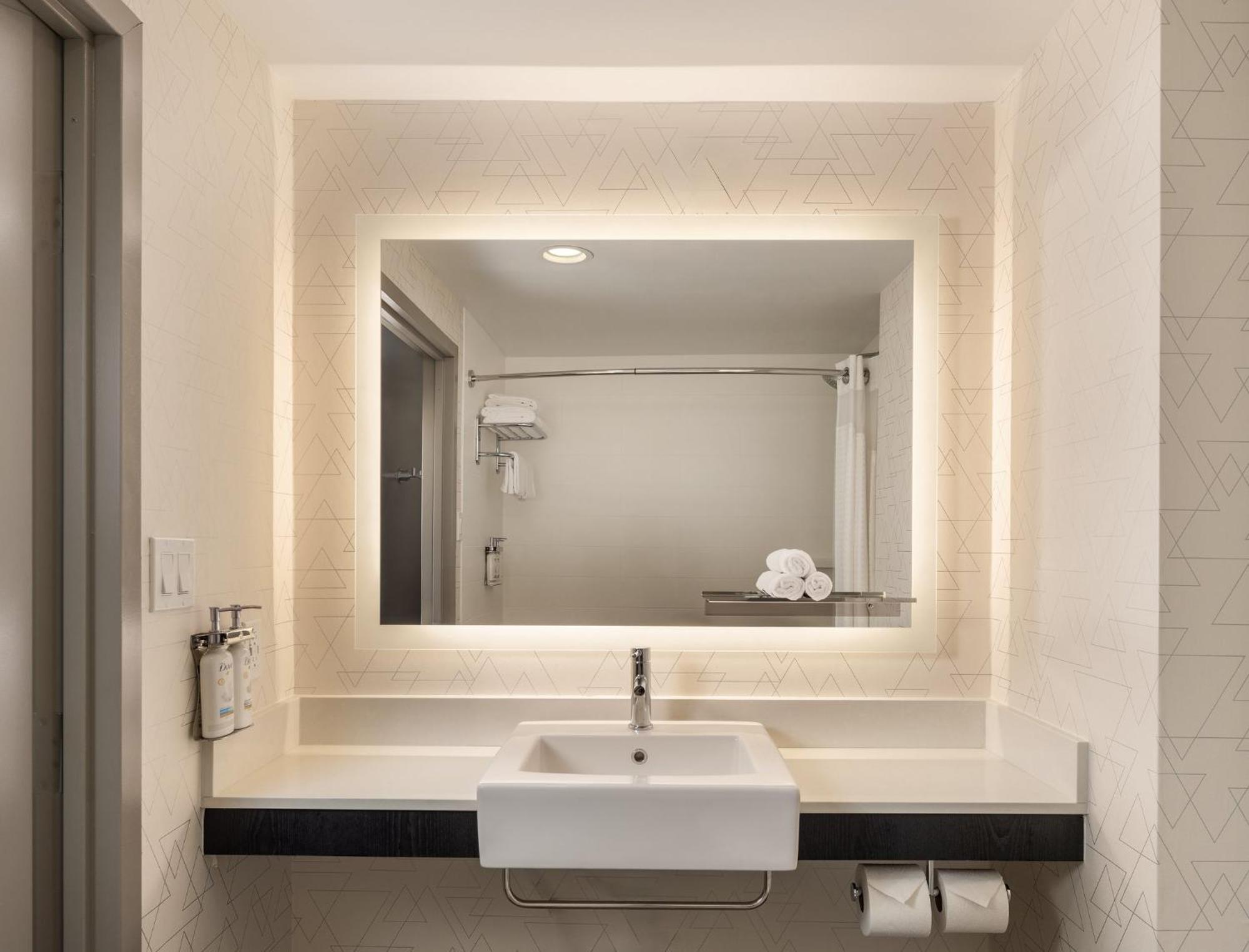 Holiday Inn Express Nyc Chelsea - Nomad Area By Ihg 3* New York