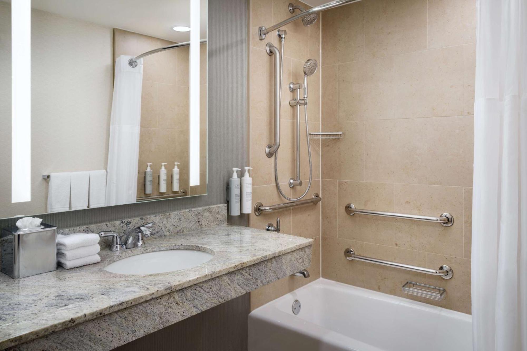 Hotel Hilton Garden West 35th Street 3*