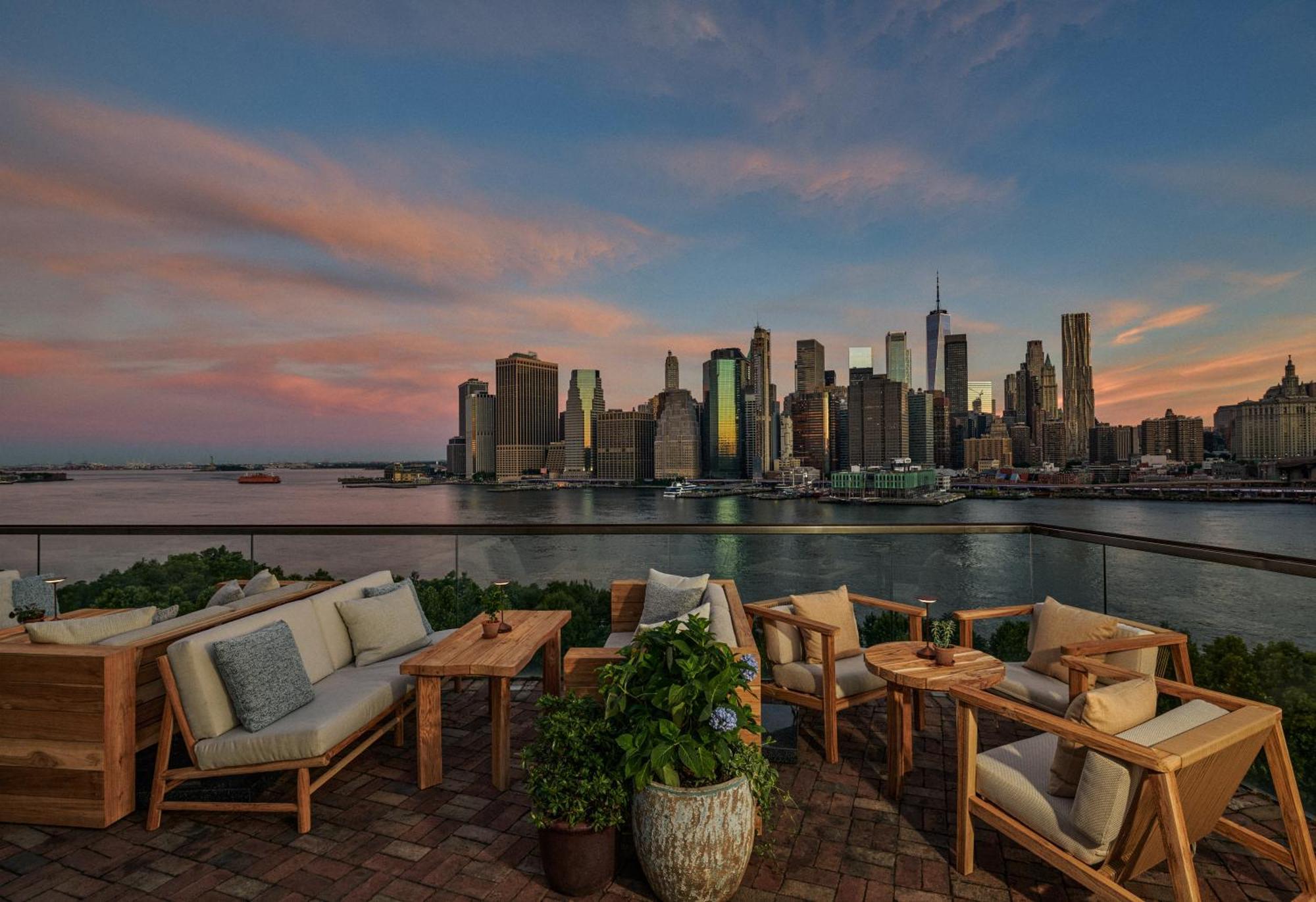 1 Brooklyn Bridge Hotel