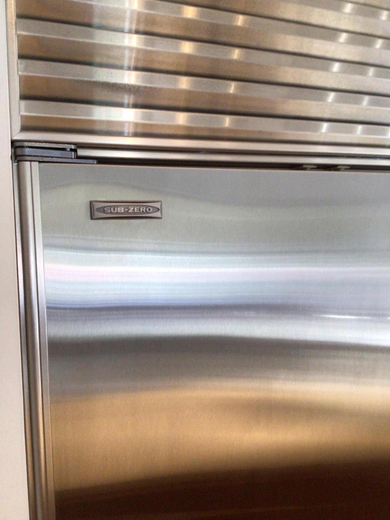 Large And Luxurious In Strivers Row Apartment