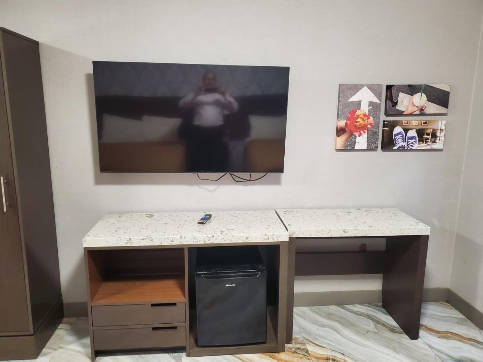 Hotel The Essence At Jfk New York