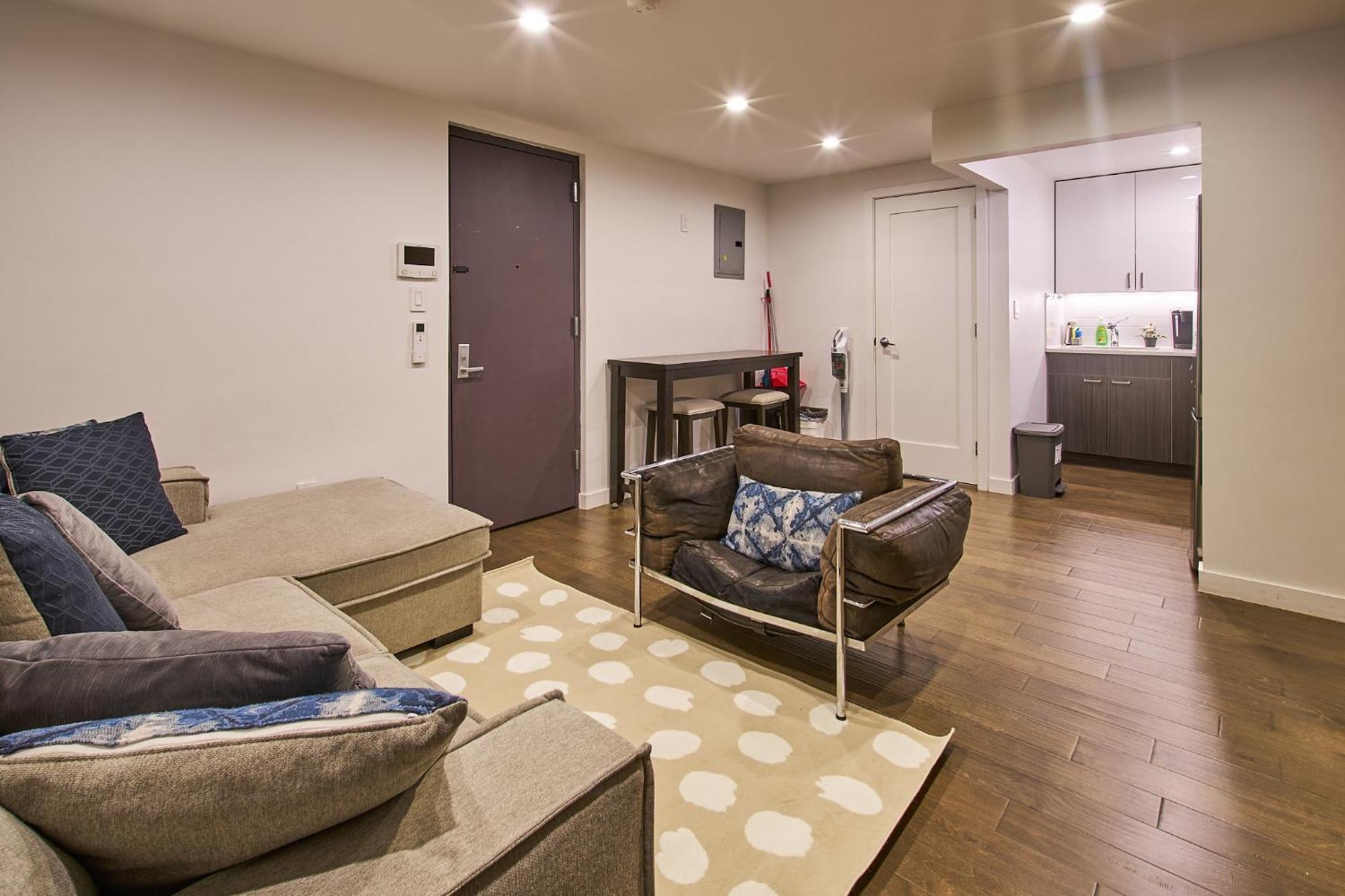 Apartment Modern 2 Bedroom Retreat In Downtown Manhattan *