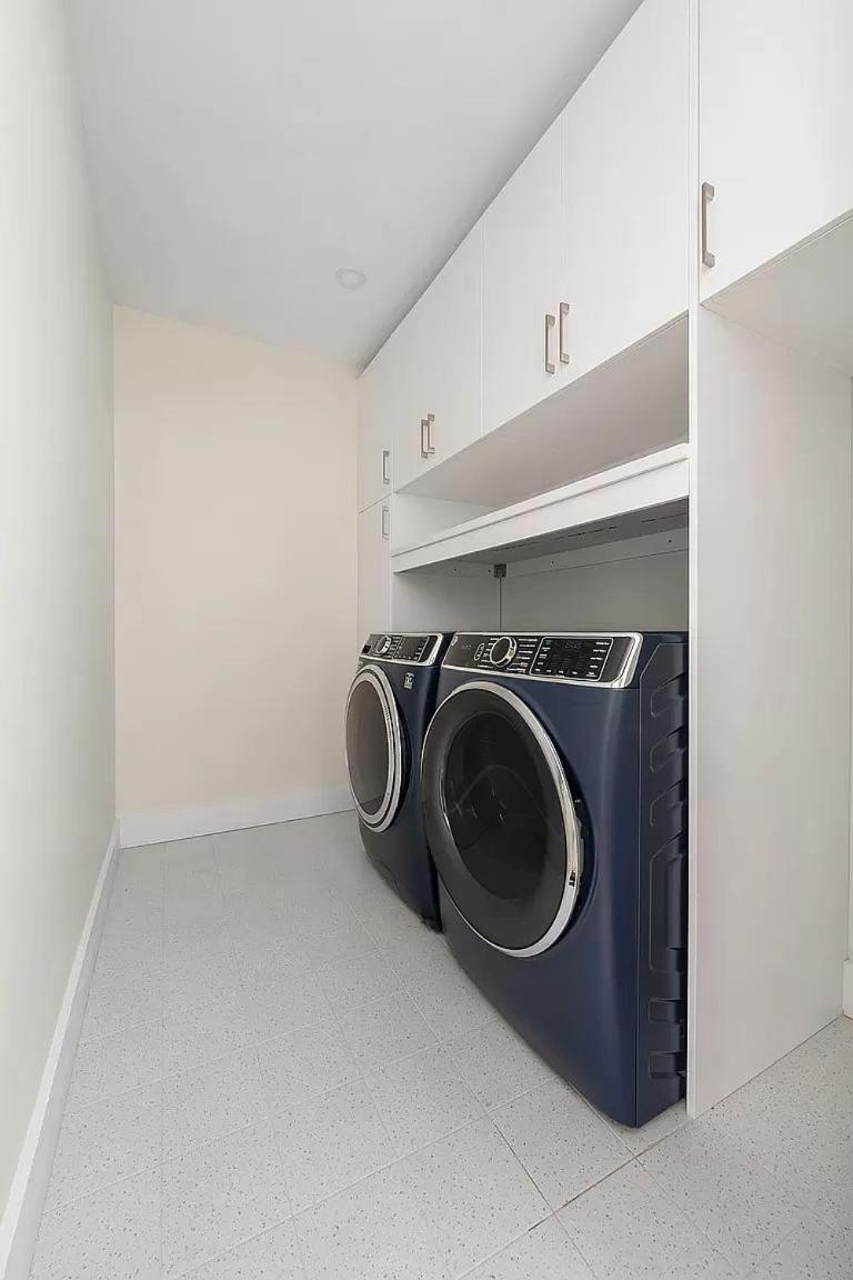 Apartment Harlington By Rove Travel Private Backyard & Roof