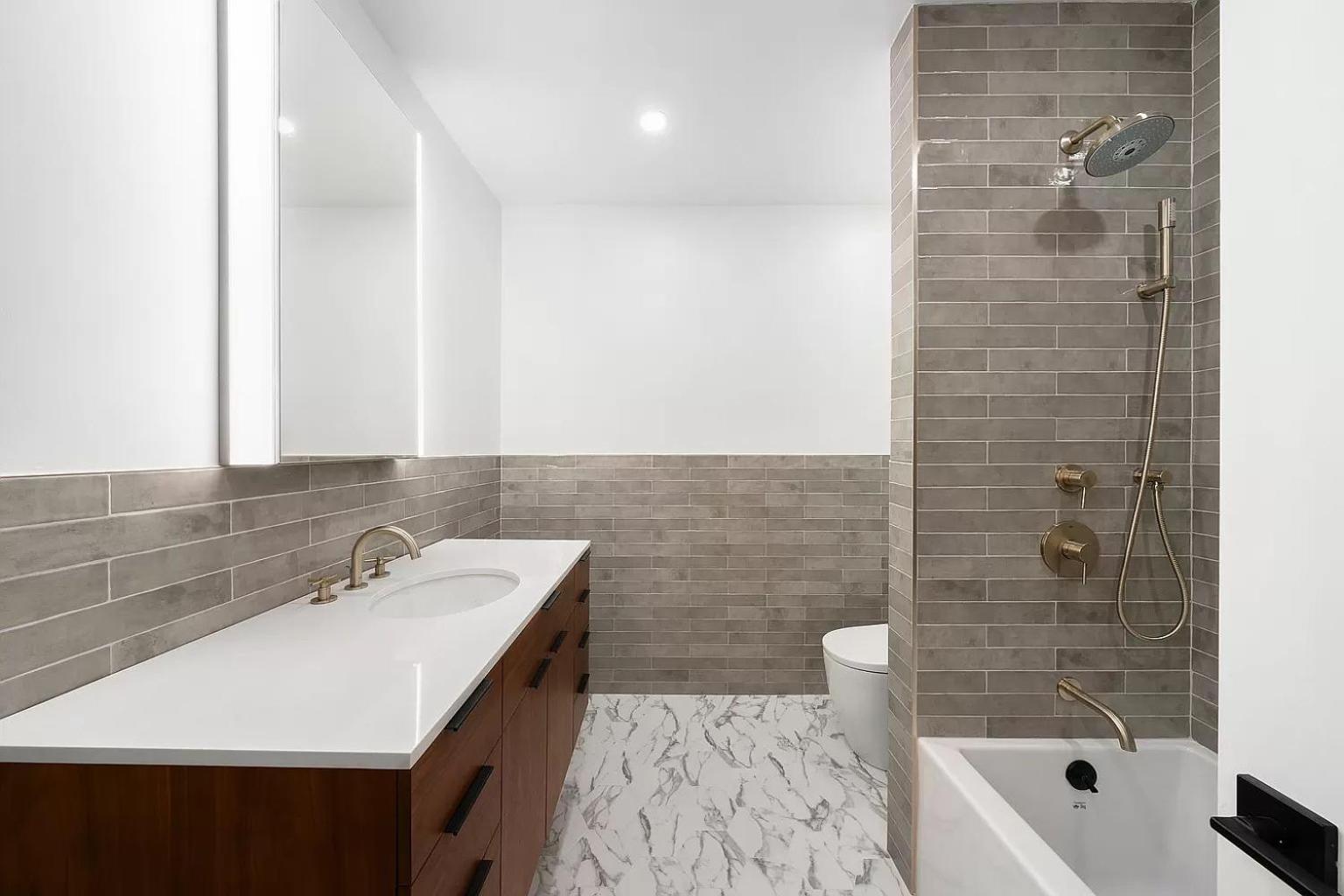 Harlington By Rove Travel Private Backyard & Roof * New York