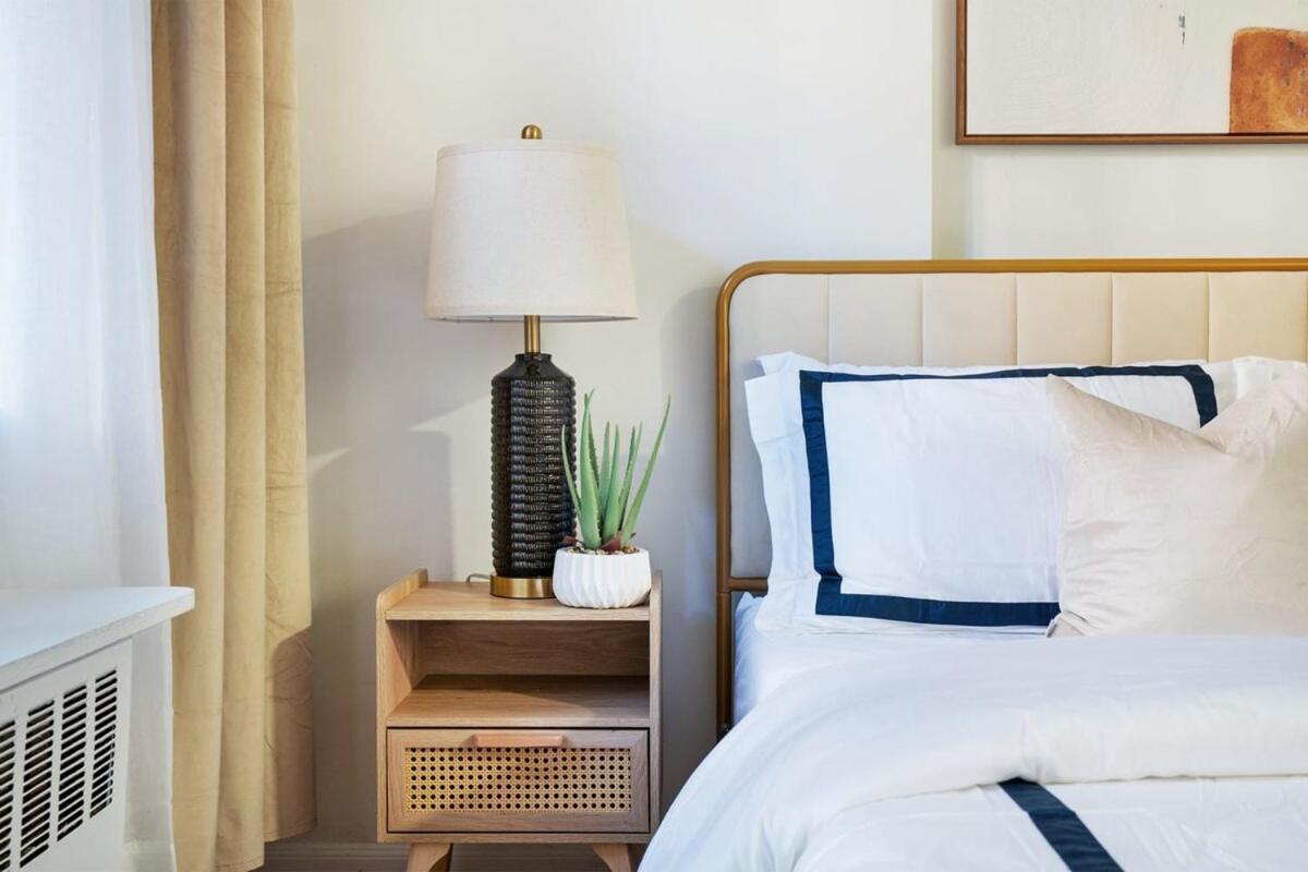 74-1c New With Private Outdoors - Gym New York