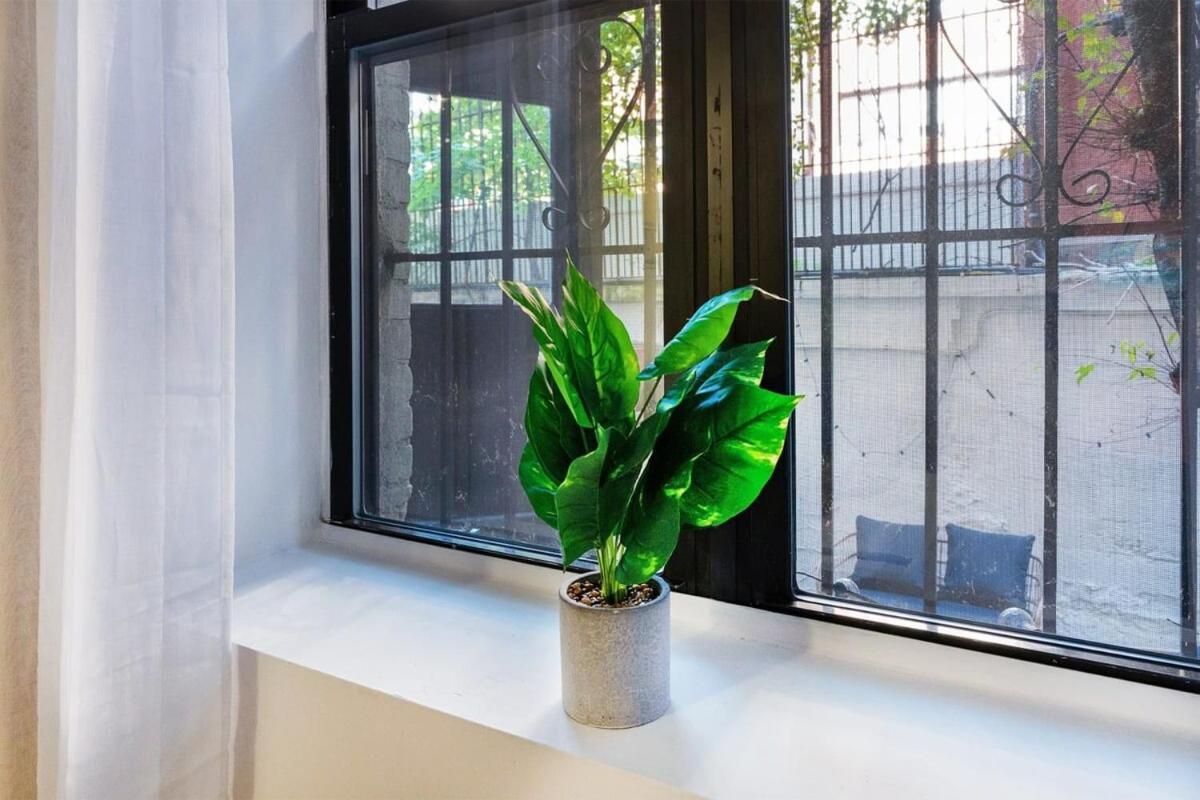 Apartment 74-1c New With Private Outdoors - Gym