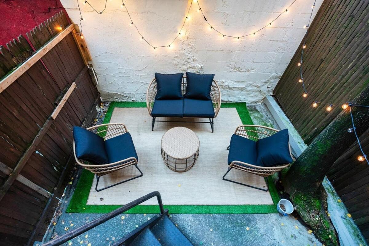 Apartment 74-1c New With Private Outdoors - Gym *