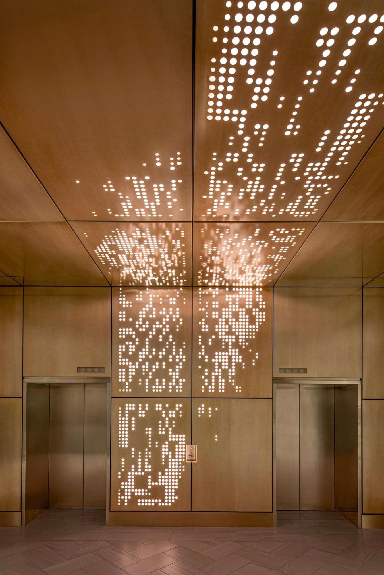 Hilton Times Square Hotel 4*