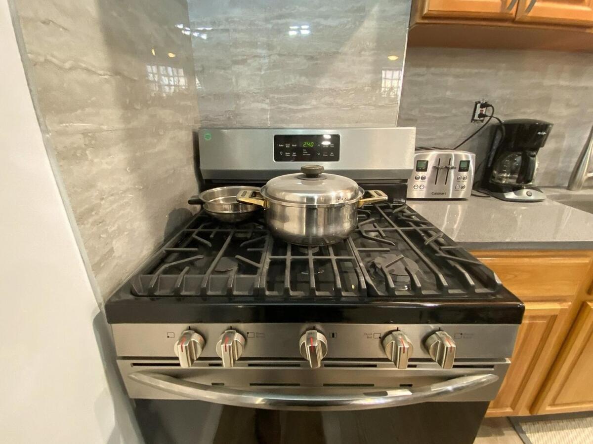 Rayhaan Palace Apartment New York