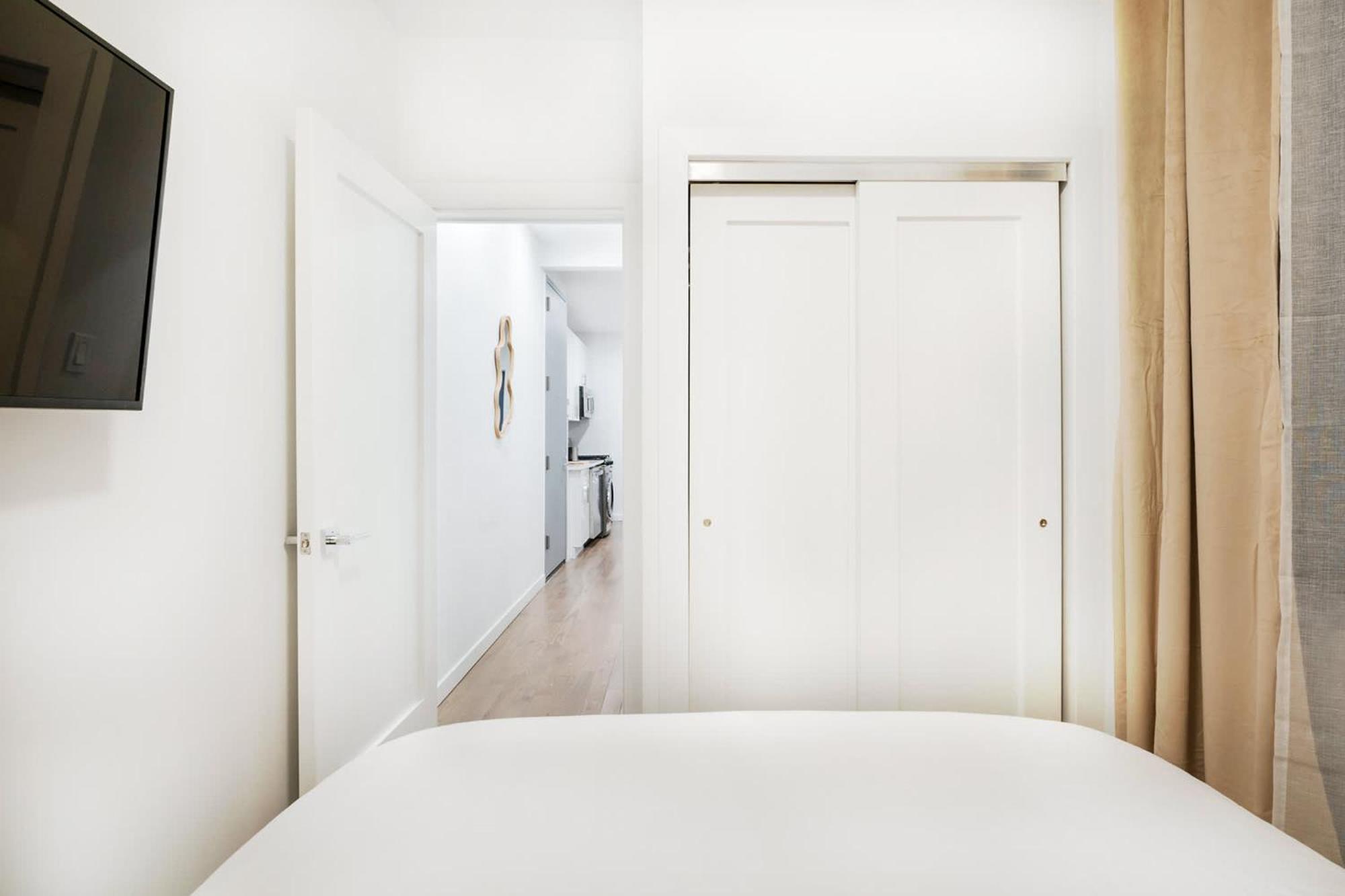 1290-10 New Renovated 2 Bedrooms In Ues *