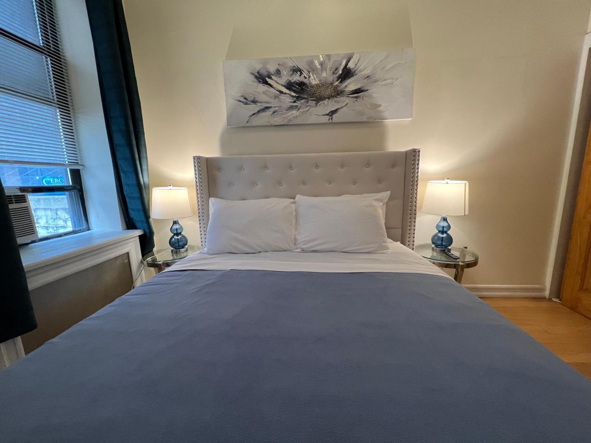 Steps From Empire State Building