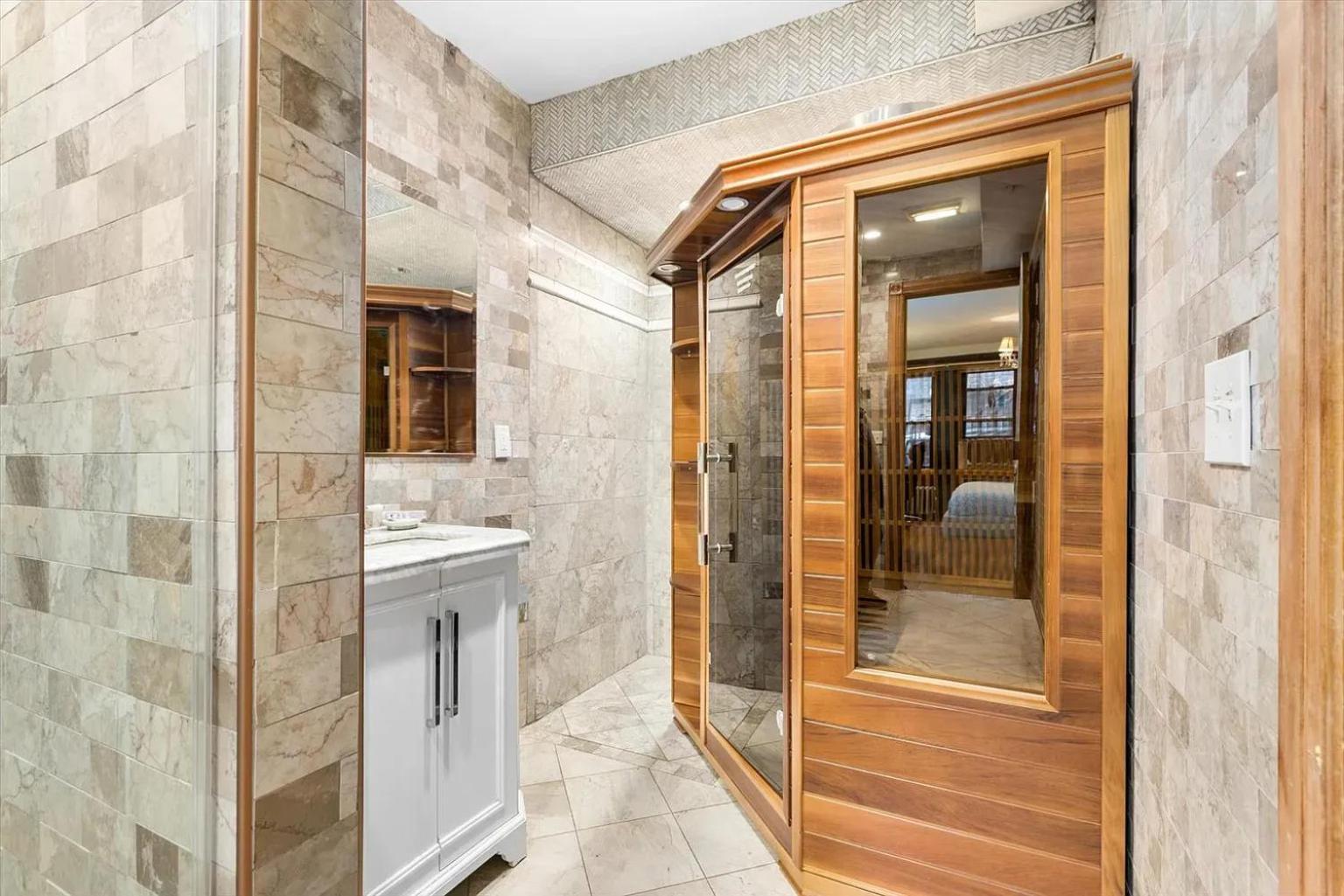 Northern Lights Mansion New York