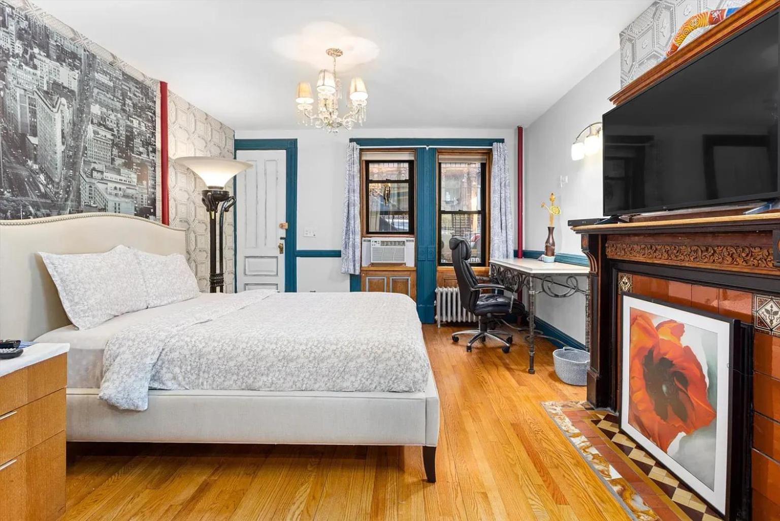 Northern Lights Mansion New York