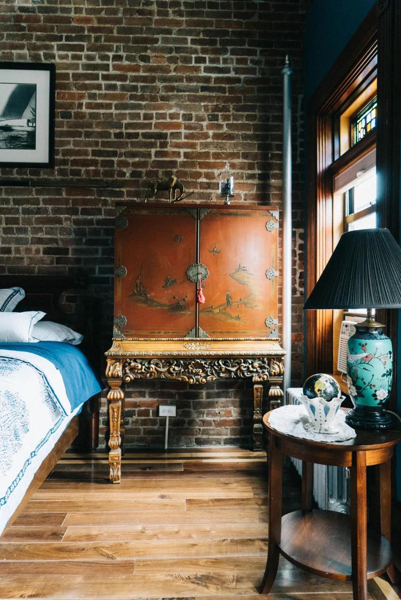 Northern Lights Mansion Bed & Breakfast