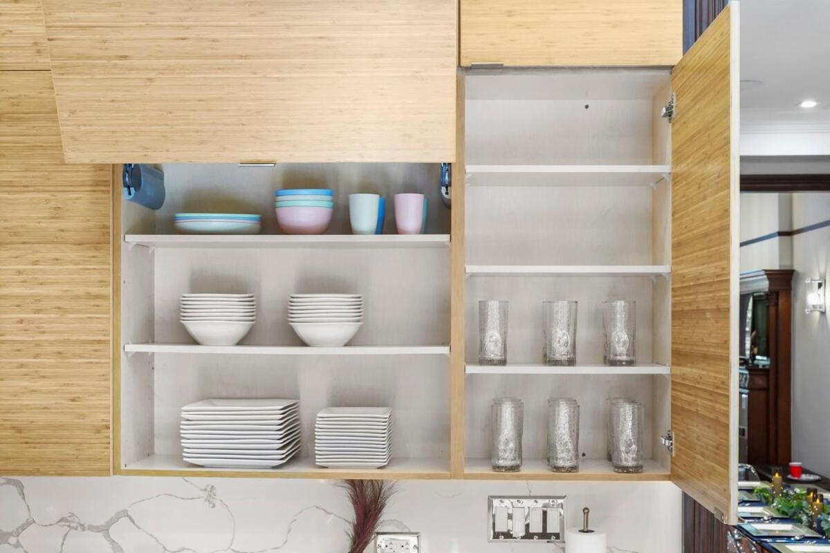 Swj544fh Huge 6br 4ba Backyard Access Apartment *