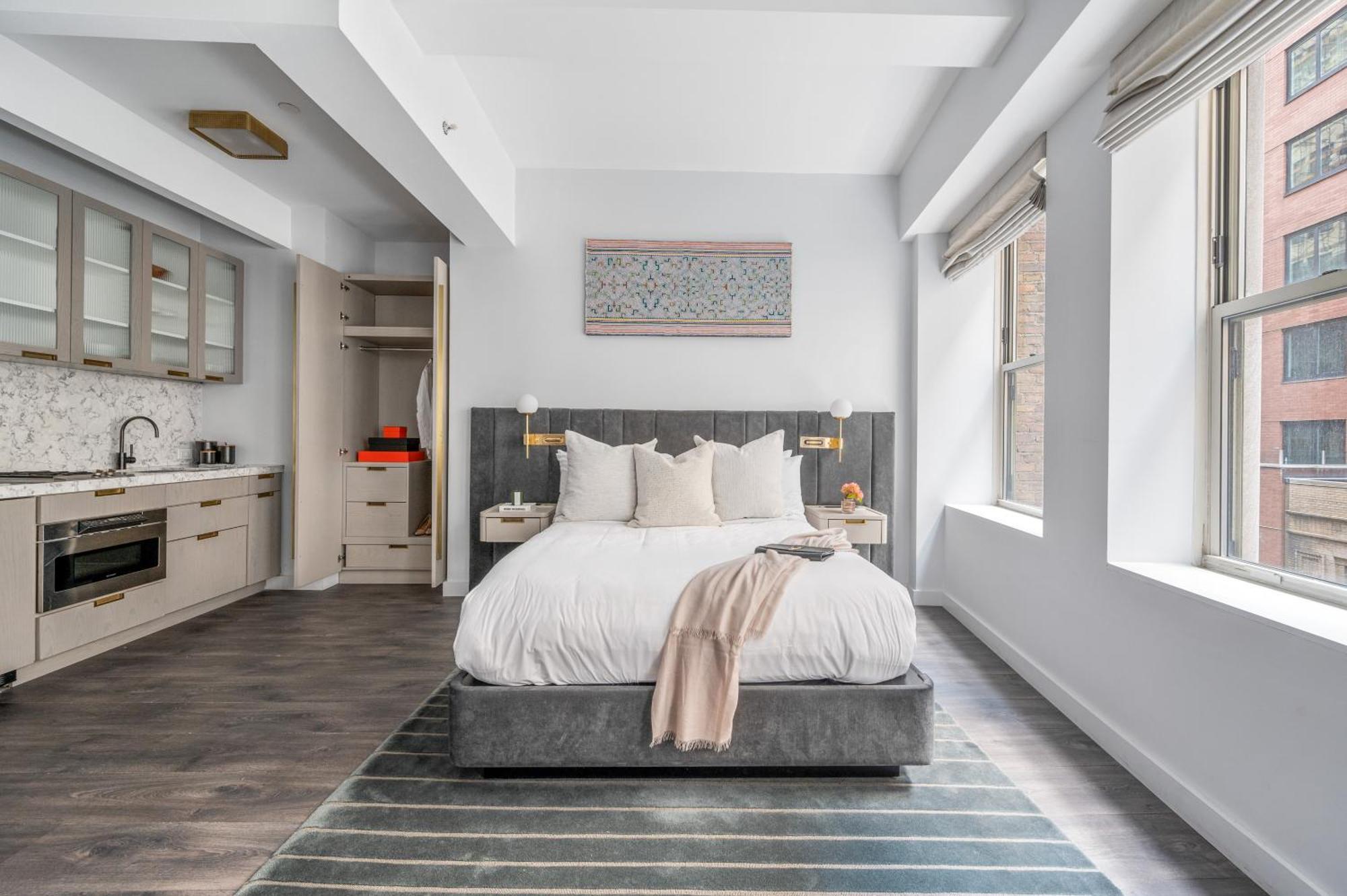 Aparthotel 17john 4*
