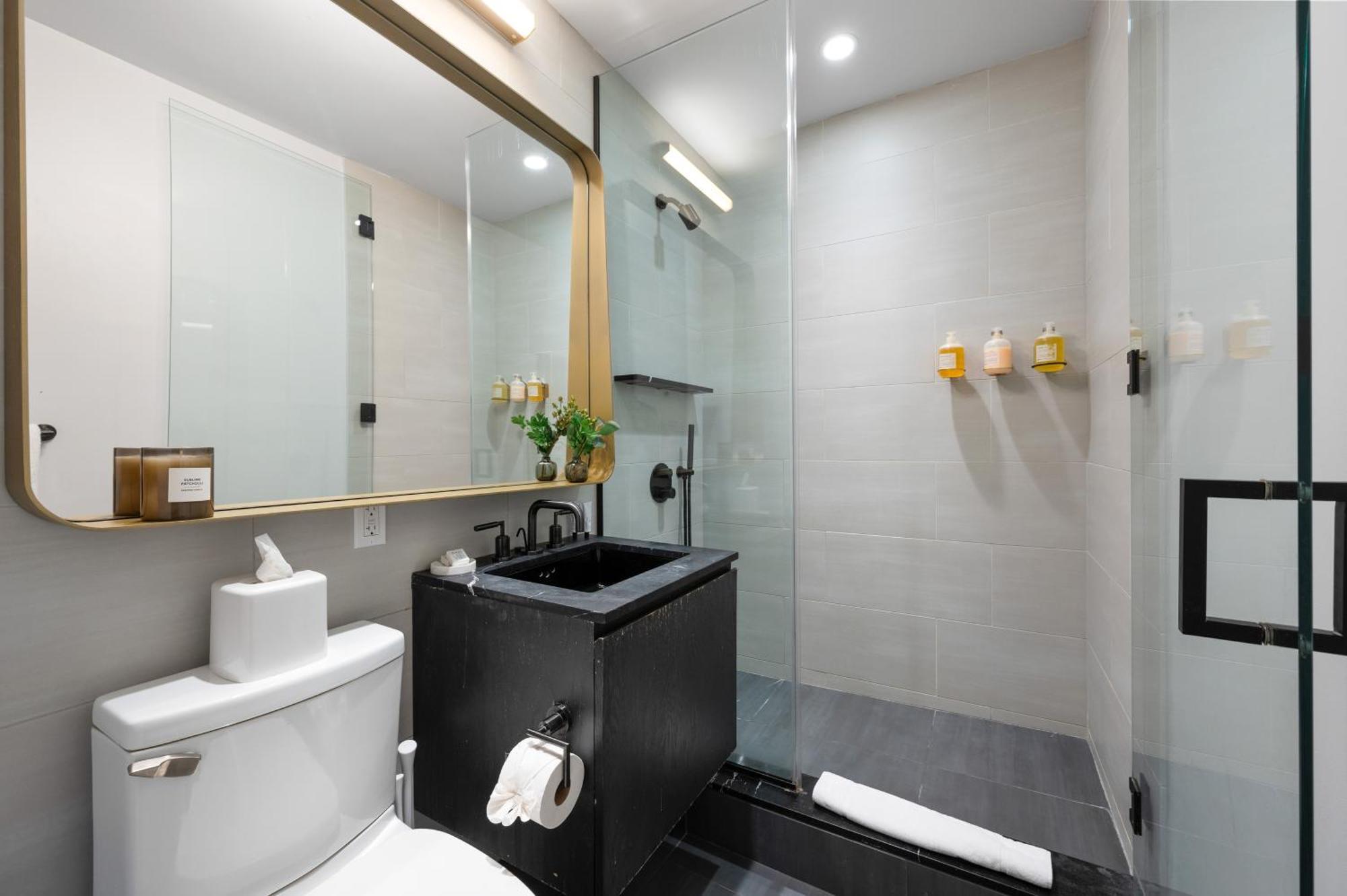 Aparthotel 17john 4*